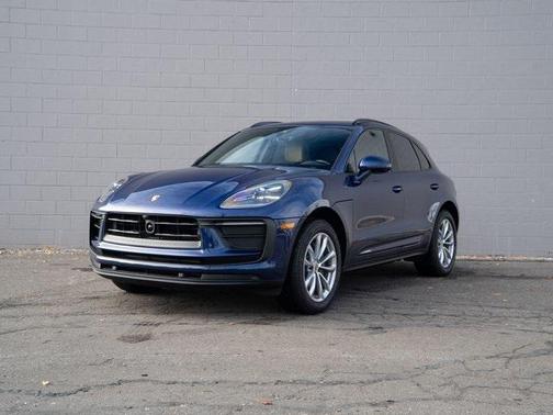 2025 Porsche Macan T