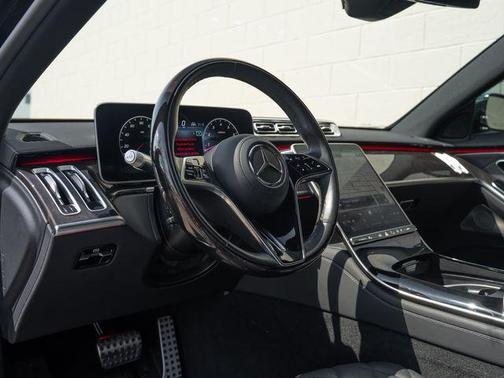 Obsidian Black Metallic 2024 Mercedes-Benz S-Class 4MATIC