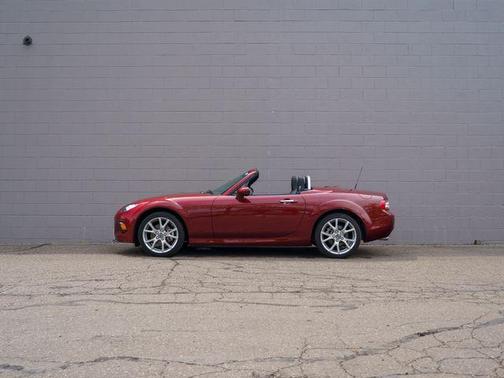 Copper Red Mica 2013 Mazda MX-5 Miata Grand Touring
