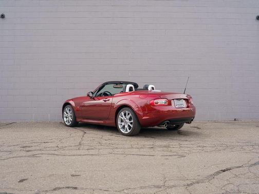 Copper Red Mica 2013 Mazda MX-5 Miata Grand Touring