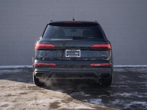 2025 Audi Q7 45 Premium