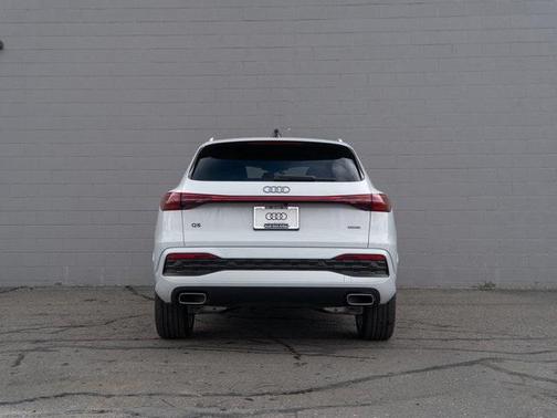 2025 Audi Q5 Premium Plus TFSI quattro S tronic