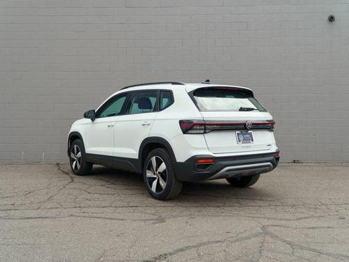 Pure White 2025 Volkswagen Taos 1.5T S