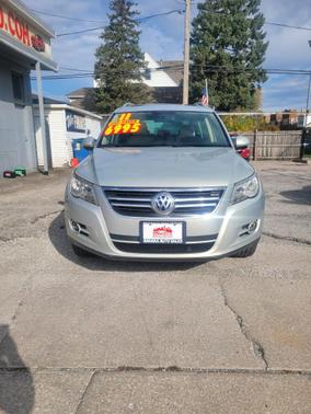 2011 Volkswagen Tiguan SE