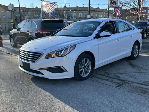 2016 Hyundai SONATA SE