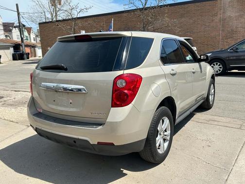TAN 2011 Chevrolet Equinox LS