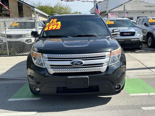 Tuxedo Black Metallic 2014 Ford Explorer XLT