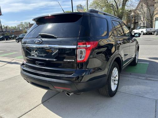 Tuxedo Black Metallic 2014 Ford Explorer XLT