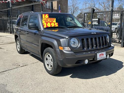 Granite Crystal Metallic Clearcoat 2016 Jeep Patriot Sport