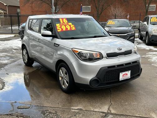 2016 Kia Soul Base
