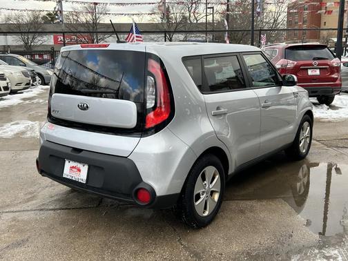 2016 Kia Soul Base