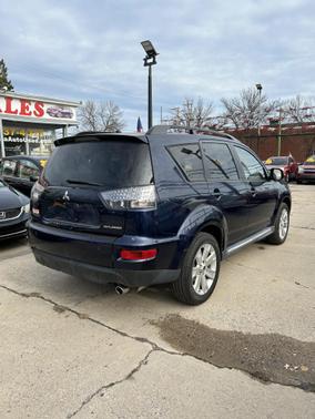 2011 Mitsubishi Outlander SE