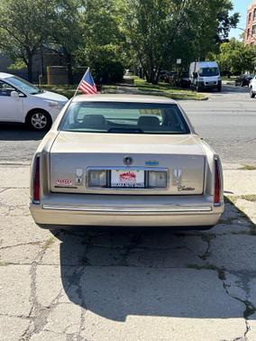 1998 Cadillac DeVille Base