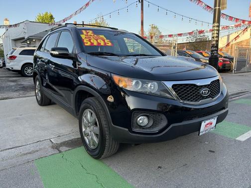 Ebony Black 2012 Kia Sorento LX