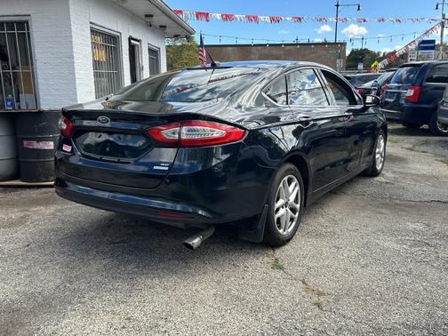 2014 Ford Fusion SE