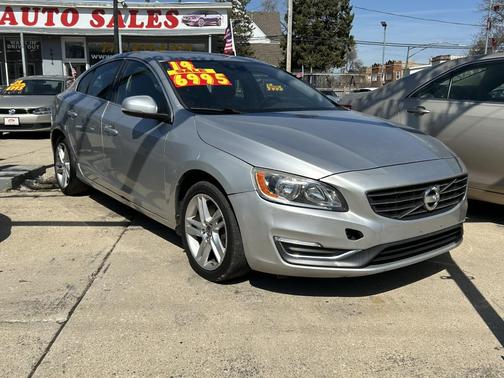 Bright Silver Metallic 2014 Volvo S60 T5