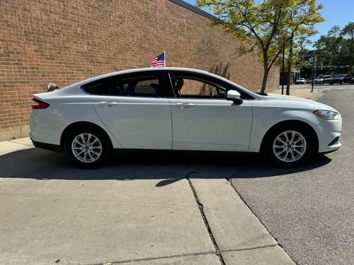 Oxford White 2015 Ford Fusion S