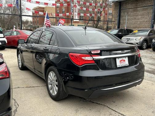 2013 Chrysler 200 Touring