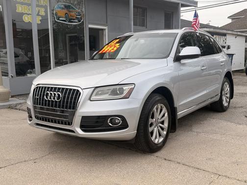 Silver 2013 Audi Q5 2.0T Premium Plus