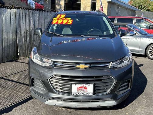 Satin Steel Metallic 2019 Chevrolet Trax LT