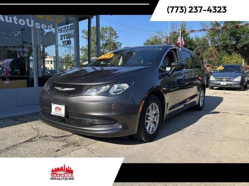 Granite Crystal Metallic Clearcoat 2021 Chrysler Voyager LXI