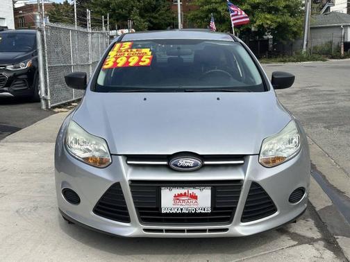 Ingot Silver Metallic 2013 Ford Focus S