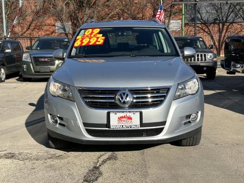 2009 Volkswagen Tiguan Base