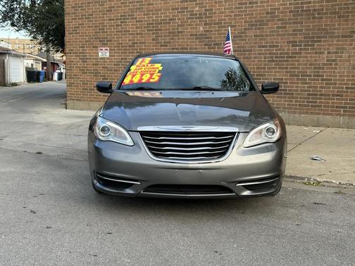 2013 Chrysler 200 LX