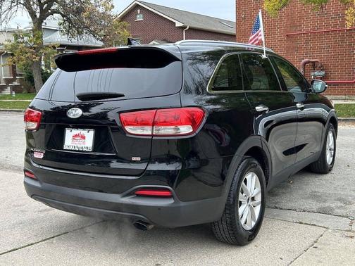 Ebony Black 2017 Kia Sorento LX