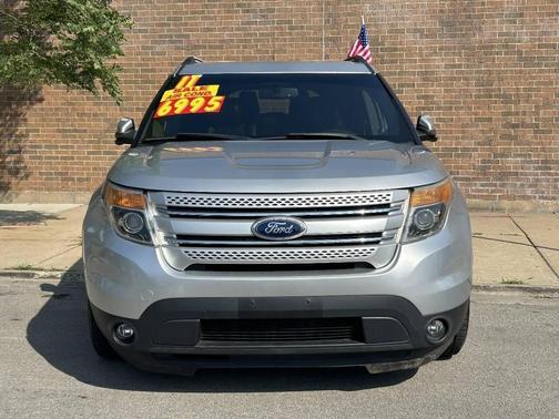 Ingot Silver Metallic 2011 Ford Explorer Limited