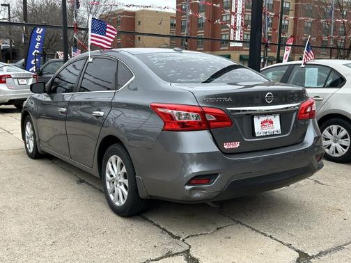 Gun Metallic 2018 Nissan Sentra SV