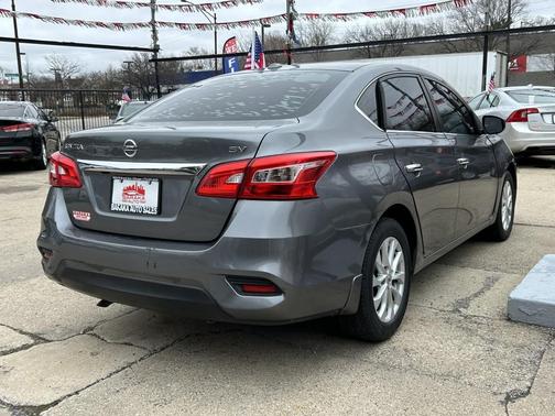 Gun Metallic 2018 Nissan Sentra SV