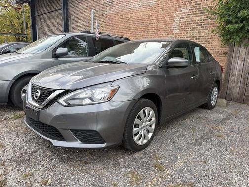 Gun Metallic 2017 Nissan Sentra SV