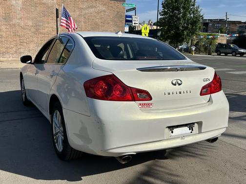 Moonlight White 2011 INFINITI G37x Base