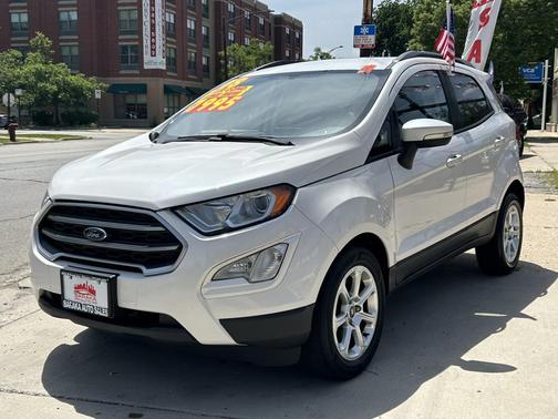 White Platinum Metallic Tri-Coat 2018 Ford EcoSport SE