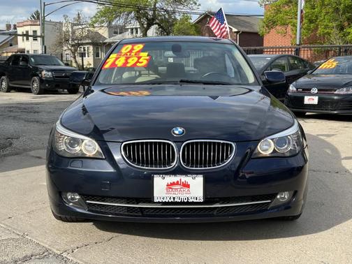Blue 2009 BMW 528 xDrive