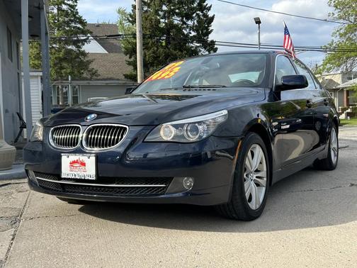 Blue 2009 BMW 528 xDrive