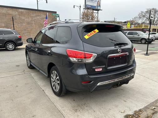 2013 Nissan Pathfinder SV