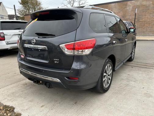 2013 Nissan Pathfinder SV