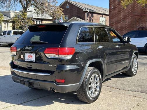 Brilliant Black Crystal Pearlcoat 2015 Jeep Grand Cherokee Limited