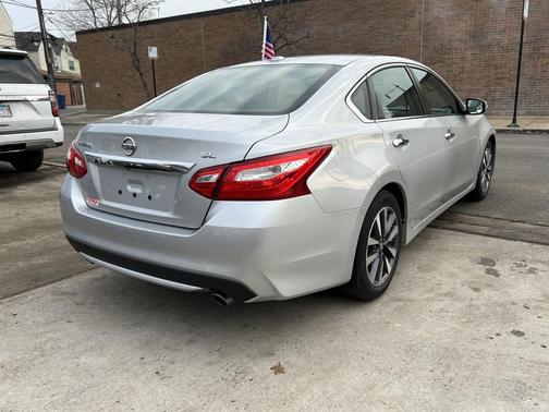 2017 Nissan Altima 2.5 SV