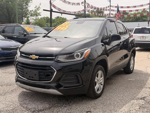 Mosaic Black Metallic 2020 Chevrolet Trax LT