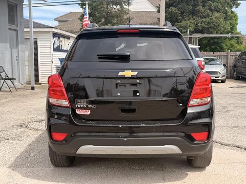 Mosaic Black Metallic 2020 Chevrolet Trax LT
