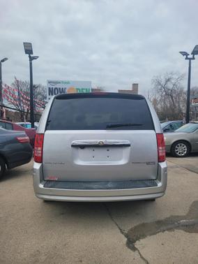 2009 Chrysler Town & Country Touring