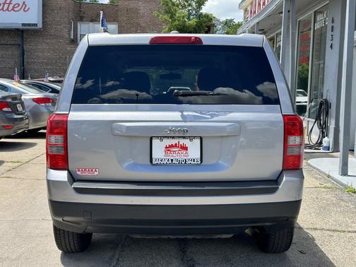 Billet Silver Metallic Clearcoat 2016 Jeep Patriot Sport