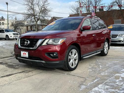 2018 Nissan Pathfinder SL