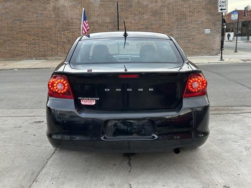 2013 Dodge Avenger SE