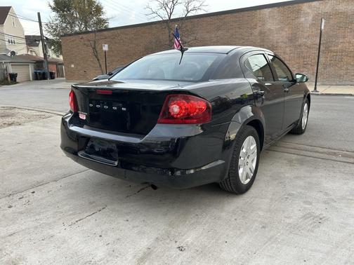 2013 Dodge Avenger SE