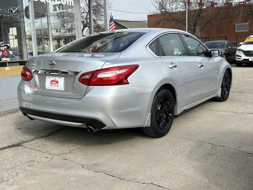 2017 Nissan Altima 2.5 SV