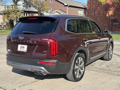 Sangria 2021 Kia Telluride S